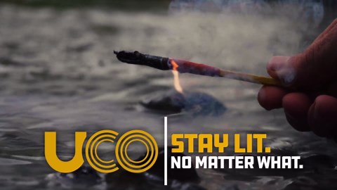 UCO Stormproof Match Kit with Waterproof Case, 25 Stormproof Matches and 3 Strikers