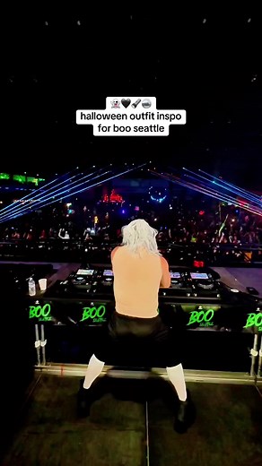 this and a spooky outfit 👻🖤 #booseattle #halloween #ravetok #edmtiktok #musicfestival