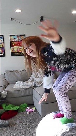 ADLEYS TRiCK COMPETiTiON!! performing the ELEPHANT WALK.. basement CiRCUS party! #aforadley