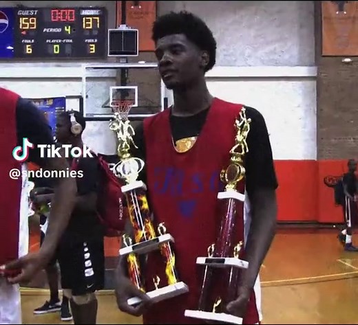 Dynamic Basketball Mixtape Highlights High School Skills