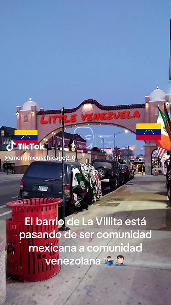 Transition from Mexican to Venezuelan Community in Little Village, Chicago