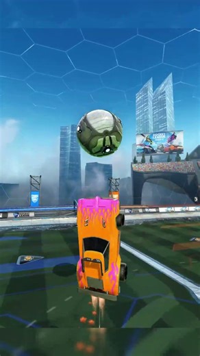 ‪@Slizbury_rl‬ reacting to his shots be like: