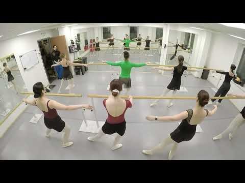 Pointe work ballet class
