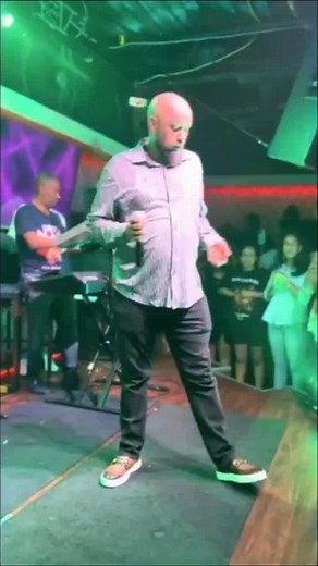 #MinasLyrics #MinasLyrics #MinasLyrics