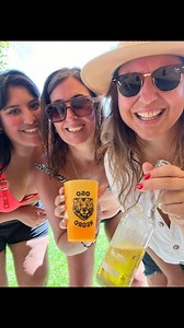 Hoy estamos de FESTEJO!!!🎉🎉 Todo el personal de Pezzati Viajes reunido para despedir este 2023 🥂 | Pezzati Viajes