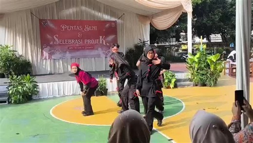 Learn the X.O.X.O Dance Moves for School Events