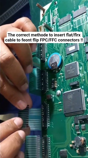 The correct way to insert flat flex cable to frint flip hole FPC/FFC comnector #shorts #flatcable