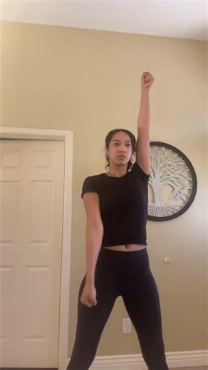 Use Cheer Builder to teach your team new dances at home! #cheerdance #cheercoach #cheerbuilder