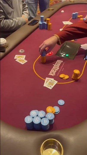 One Tiny Detail = Huge Win! 💥 #Shorts #BuffaloBob #SlotMachine #CasinoTips #AdvantagePlay