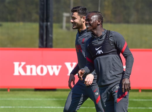 23-year-old applauds Sadio Mane after his title win with Bayern Munich, they played together at Liverpool
