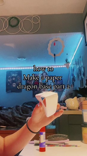 #paper #papercraft #paperdragon #paperdragonpuppet #dragon #tutorial #howtomakeadragonbase #howtomakea #puppet #fyp #fypage #fypシ゚viral #foru #foryoupage #foryou #viral #viraltiktok #viralvideo