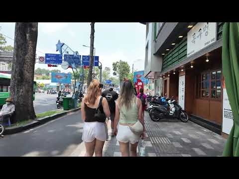 Exploring Ho Chi Minh City: A Walk to My Favorite Shopping Mall