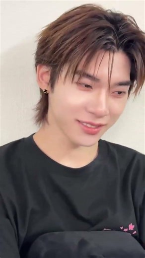 why so handsome!! #teetee#duangwithyouseries#duang#fypシ゚viral#bls#blseries#teeteepor