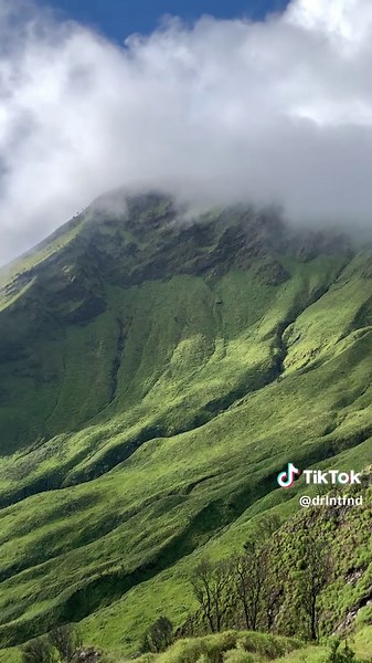Explore the Stunning Views of Merbabu Mountain