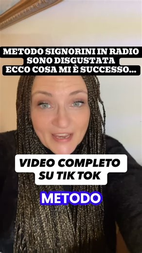 Adriana Paratore Dj on Instagram: "Metodo Signorini in radio: sono disgustata. Ci hanno provato con me in modo viscido, usando la scusa di mettermi in contatto con una radio nazionale molto importante. Ho le prove: screenshot, foto e chat, che trovate nel video completo, pubblicato su Tik Tok. Fatemi sapere nei commenti se è successo anche a voi. Nei prossimi video vi racconterò altre dinamiche che dimostrano la mancanza di meritocrazia in alcune radio, quindi cliccate su SEGUI. Se pensate che s