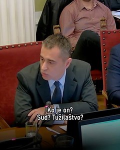 889K views · 10K reactions | Vučić je na mitingu SNS-a 2011. kritikovao tadašnju vlast što se zemlja zadužuje 750 €/sat. On je u proteklih 30 dana zaduživao zemlju 4,4 miliona €/sat. I to je odnos u zaduživanju: 750 prema 4,4 miliona! Kao i kiosk i "kulčina" u Beogradu na vodi. Celo obraćanje: https://youtu.be/uKepL4LRdY0 | Stranka slobode i pravde | Facebook
