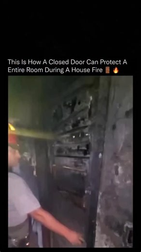 knowledge martix on Instagram: "A closed door doesn't stop a fire, but it fundamentally changes how fire spreads through a structure Fire growth depends on oxygen, airflow, and heat transfer. When a door is closed, airflow into the room is restricted, limiting flame spread, reducing temperature rise, and slowing the movement of toxic smoke into that space. This doesn't create a permanently safe room. Smoke inhalation is still dangerous over time. What it does create is delay. Delay in heat build