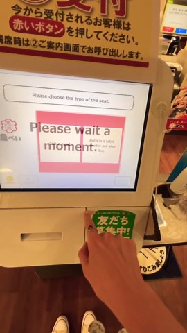 Rolling in HOT to the sushi spot!! ✌🏻 #shorts