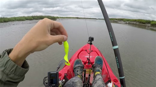 Exploring a New Creek! (Kayak Fishing)