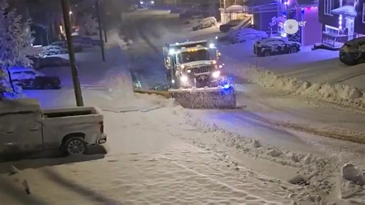 See it: 'Weather bomb' brings 170+ km/h wind gusts and snow to Newfoundland
