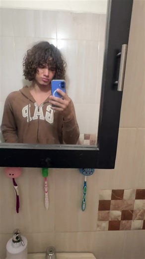 Rate this sh*tpost on a scale of sub - cl but ngl u will prob say cl cause we all hitting cl off the bac water stack 😂😂🫰😂🫰😂🫰 #endocrine #bp #trimaxxme #lookism