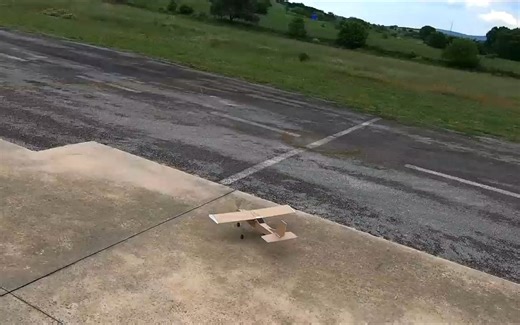 为初学者制作RC训练模型飞机（含图纸）