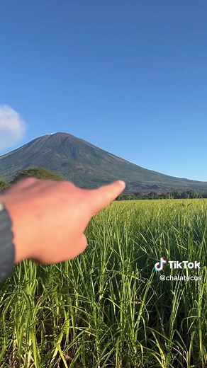 Explorando el Volcán Chaparrastique en El Salvador