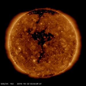 3.8K views · 127 reactions | The high speed solar wind stream that originates from the coronal hole captured in this video by NASA's SDO has arrived at Earth. Active geomagnetic conditions (Kp4) have been observed and a minor G1 geomagnetic storm watch remains in effect for the remainder of this day and tomorrow. Follow it live on www.spaceweatherlive.com | SpaceWeatherLive | Facebook