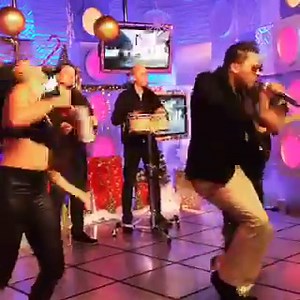 162 reactions · 12 shares | Cantando en Estrella TV Canal 62 " En Vivo" en Los Angeles!!! | Henry Vera | Facebook