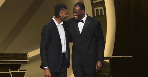 "Did I struggle with it at times? Yes" – David Robinson admitted seeing Tim Duncan become the face of the Spurs was initially a tough pill to swallow