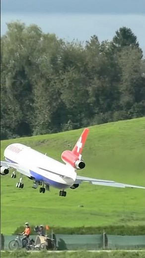 Massive MD-11 Turbine Airliner Model Takes Off!