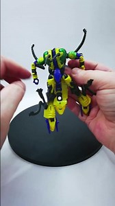 Buzzsaw (Legacy) - Beast to Robot Mode Transformation