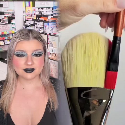 Girls Frontline 2 Gameplay Overview with Greenscreen Effects