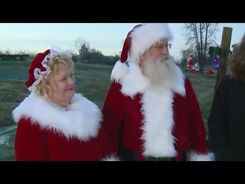 Meet Santa And Mrs. Claus In Ramsuer