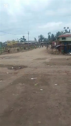 To my fellow people from Enga who are living on other people’s land or in other provinces and starting fights with landowners: If you do not own land in your home area and you move to another province in search of opportunities, you must respect the landowners. Even if you feel you have been wronged, you must remember that you are living on someone else’s land. You must understand your purpose and conduct yourself properly while living in another person’s province. The fighting behaviour of some