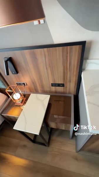 Go grab this room type for your concert trip to Nashville this summer because it’s the best room with a great view 🤩 #tiktokgorisingstarsl1 #cambrianashvillemidtown #hotelsinnashville #nashvilleplacestostay