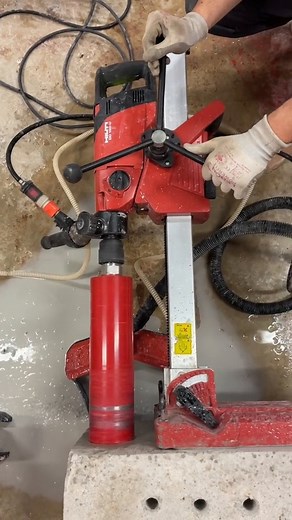 Hilti France | Même plus besoin de cheviller ta carotteuse avec la pompe à vide DD VP-U et nos colonnes à ventouse 💨 #pourtoi #innovation #hilti... | Instagram