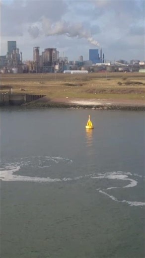 Europort Europoort Rotterdam to Hull Nieuwe Waterweg het Hartelkanaal Maasvlakte Botlek