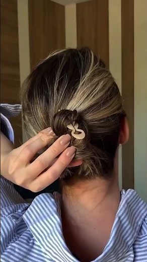 30 Sec Hairstyle Routine With Short Hair | Fiona Franchimon Nº1 Hairpin