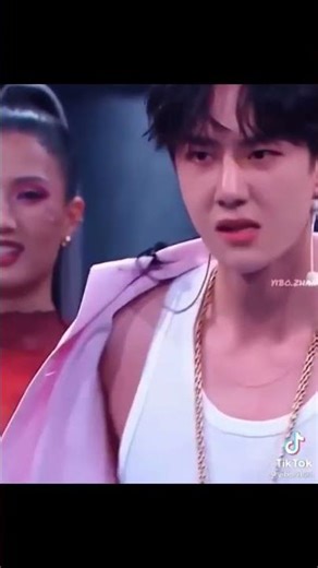 Poor Yibo🤣🤣But low-key he deserves it #wangyibo #xiaozhan #yizhan #bjyxszd #wangxian #trending #cql