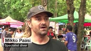 Former Thai navy SEAL diver dies in cave