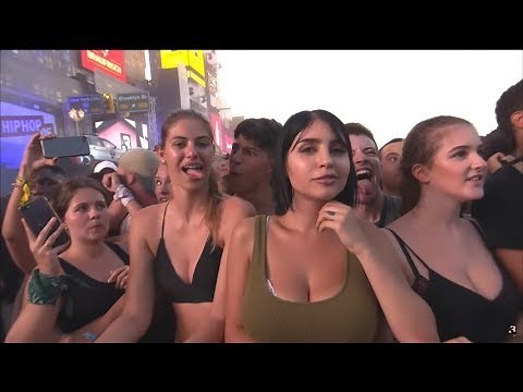 Travis Scott Openair Frauenfeld 2017 | most hyped crowd 🔥| Full Live Performance 🔥