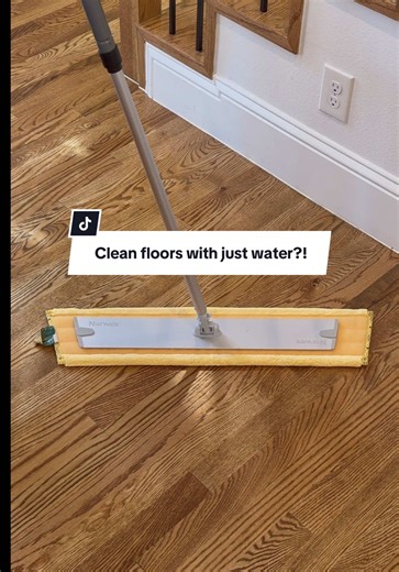 Mopping with just water? 👀 It might sound impossible, but thanks to our incredibly powerful microfiber, a truly effective clean doesn’t require anything more. That means no more monthly trips to buy single-use, disposable mop pads, and a lot more money staying in your pocket 💰