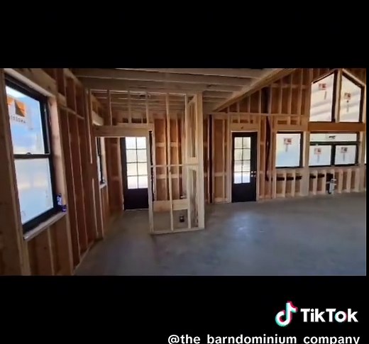 Explore Texas Barndominiums: Huge Builds Unveiled