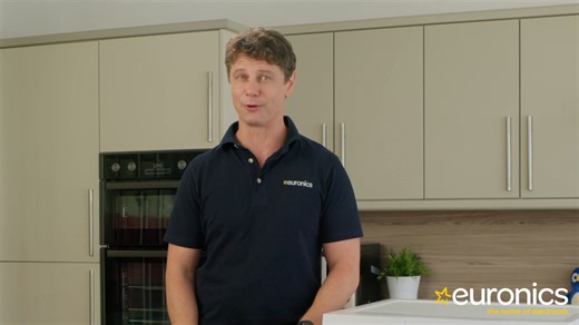 Discover the incredible features of the Blomberg Washing Machine that elevate your laundry experience! Not only does it come with a full 5-year parts and labour warranty, but it's also equipped with SpinSave for energy efficiency, Fast Full Load Cycles for those busy days, and the remarkable Crease Ease feature to keep your clothes looking sharp. Say goodbye to laundry day dilemmas and hello to effortless washing! Experience the reliability and performance you deserve right in your home. 📍 Visi