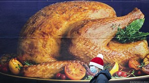 5,000 pound sign-on bonus for UK truck drivers