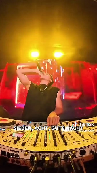 Techno Rave Dance Moves You Need To See