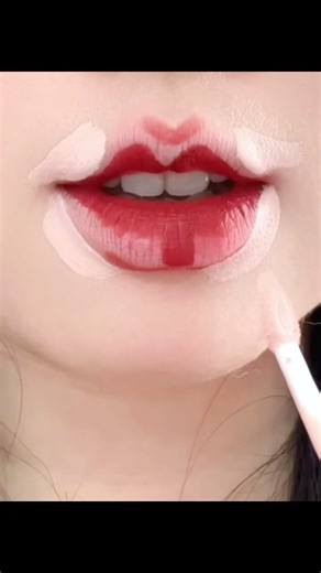 Perfect Red Lips in 3 Steps