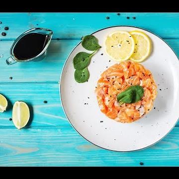 Tartare di salmone e avocado con capesante