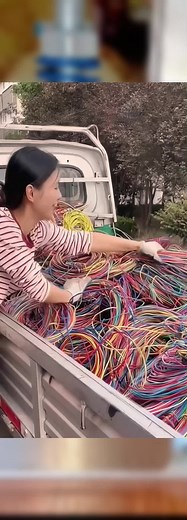 Strip Wires in Seconds! 🔥 Hand Crank Wire Stripping Machine - Fast, Easy, and Efficient! 💪#WireStripping #DIYTools #EfficiencyBoost #TimeSaver #HandCrankMachine #HomeImprovement #TechTools #DIYProjects #WireStrippingMachine #FastStripping #TimeSavingTools #WorkSmarter#TikTokShopLastChance#TikTokShopNewYearNewAura#spotlightfin